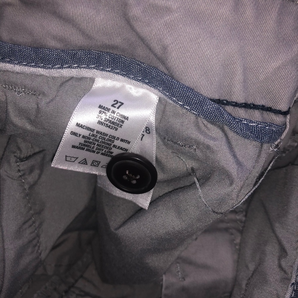 Men’s Aeropostale Flat-Front shorts in Gray - Picture 5 of 5